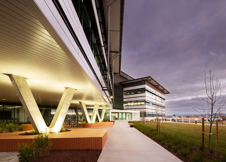 Fairbairn Commercial Precinct – AMC Architecture